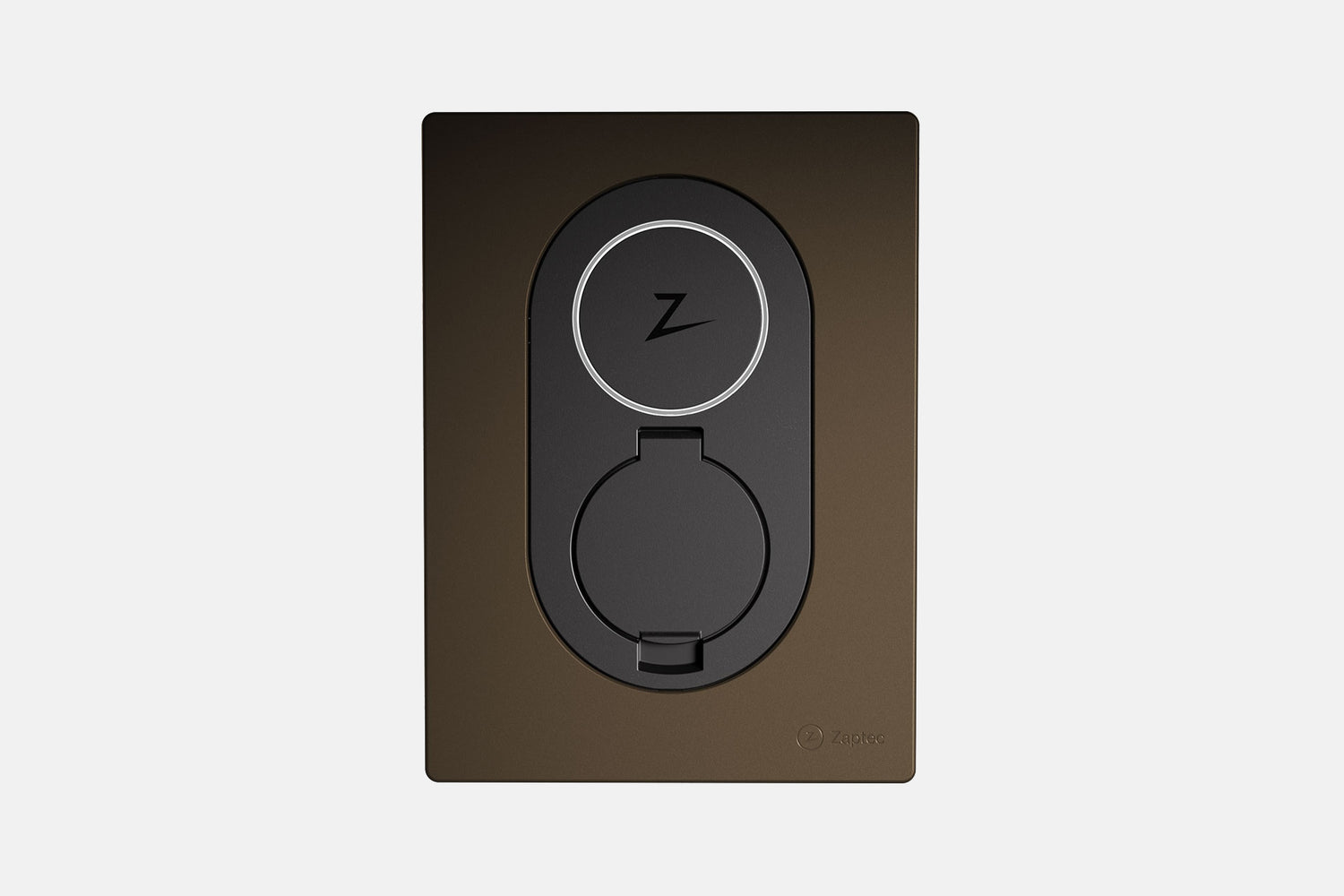 Eine schwarz-braune Wandsteckdose mit runder Abdeckung und einem Z-Symbol in der Mitte, konzipiert für die Verwendung mit Zaptec Go von Zaptec – der intelligenten Ladestation mit einer kostenlosen App zur bequemen Steuerung.
